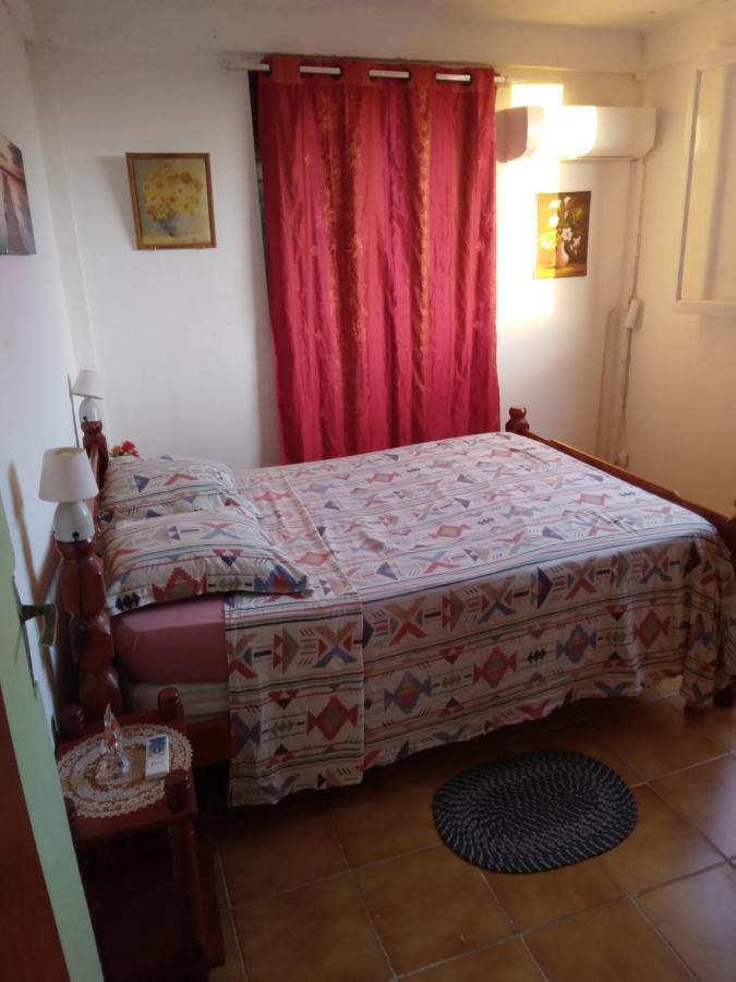 Au Jardin Fleuri Apartman Sainte-Anne Kültér fotó